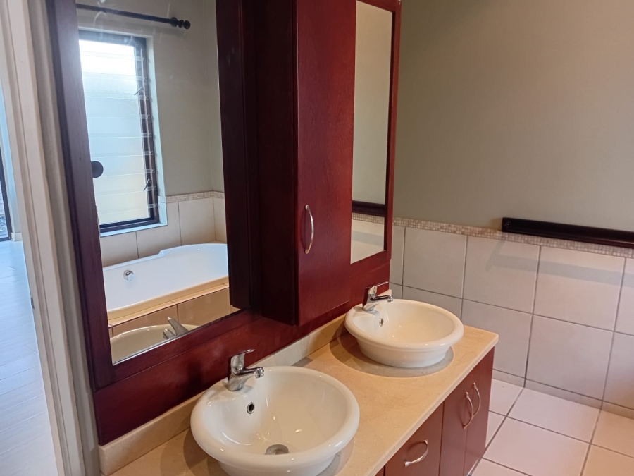 3 Bedroom Property for Sale in Nahoon Eastern Cape